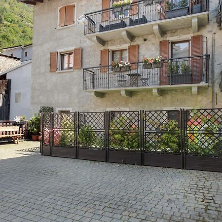 La Maison Du Bonheur Grosio Apartment Exterior photo