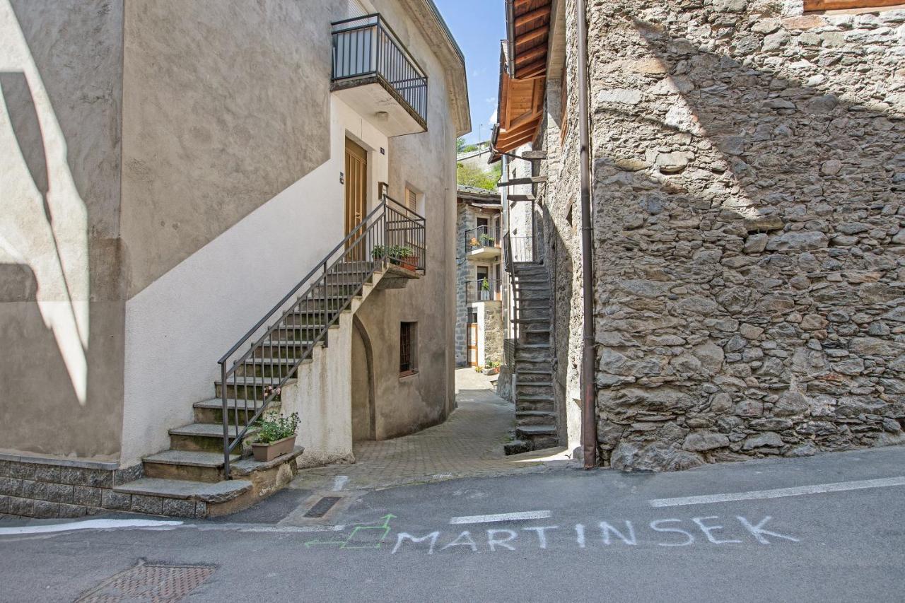 La Maison Du Bonheur Grosio Apartment Exterior photo